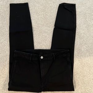 &Denim black skinny jean.